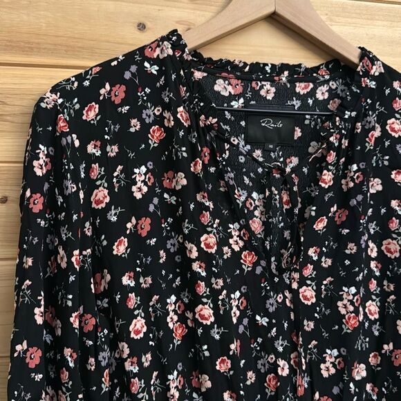 Rails Size XSmall Floral Smocked Waistline Romee Long Sleeve Mini Dress - Picture 3 of 11